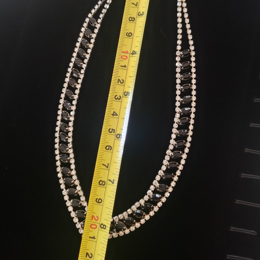 Vintage 1950's Clear Rhinestone & Black Onyx V Shaped Necklace - Picture 11 of 11